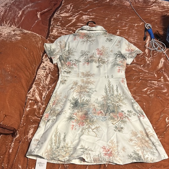 Vintage Style Collared Dress - Picture 2 of 3